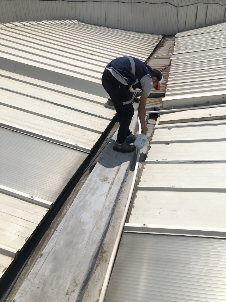 Çatı ve Oluk Temizliği Ve İzolasyonu Hizmetimiz